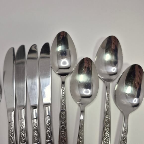 Imperial Stainless Japan 4-piece Flatware Set for 4 - IMI57 Vintage Floral - Picture 8 of 16